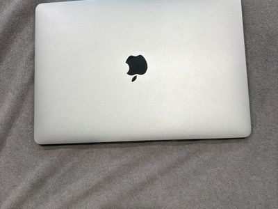 Apple MacBook Pro 13-inch 2019