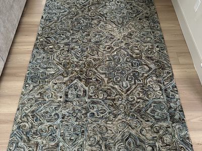Loloi Patterned Blue, Green, and Grey Tufted Area Rug