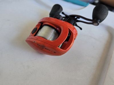 13 Fishing Concept Z Casting Reel Orange Used