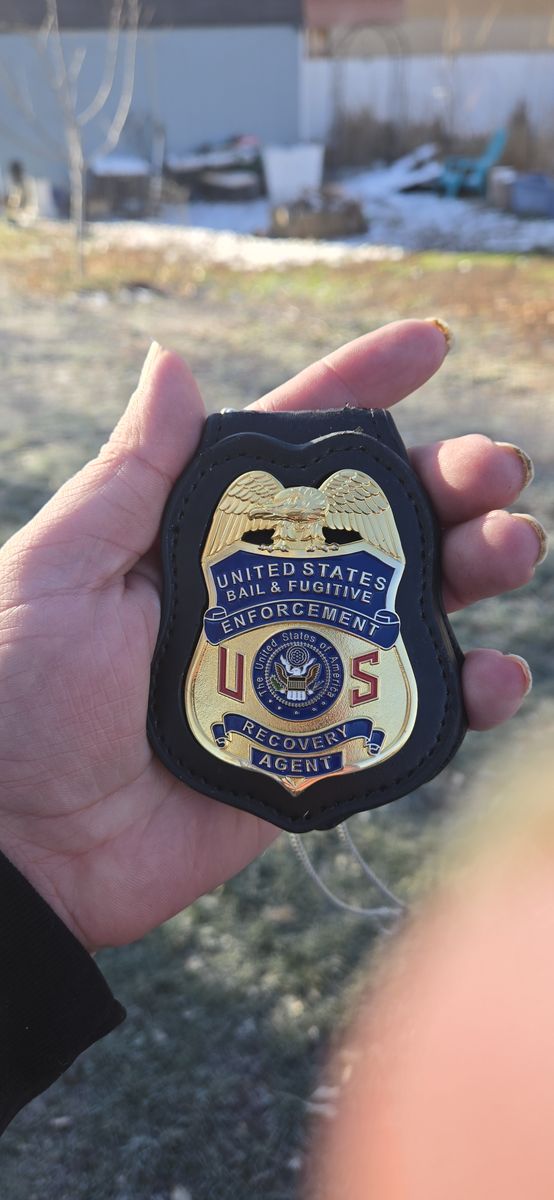 Bail Enforcement and Fugitive recovery agent badge