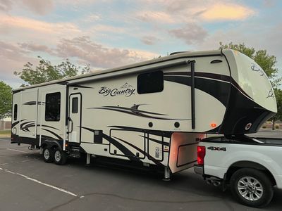 2018 All Season Big Country Luxury