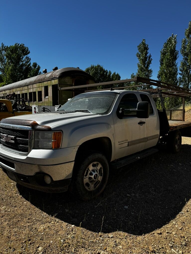 2011 GMC 2500