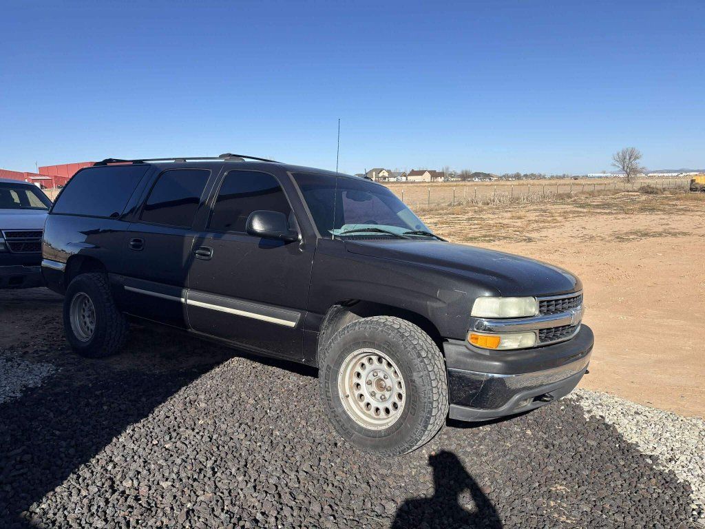2004 CHEVROLET SUBURBAN
