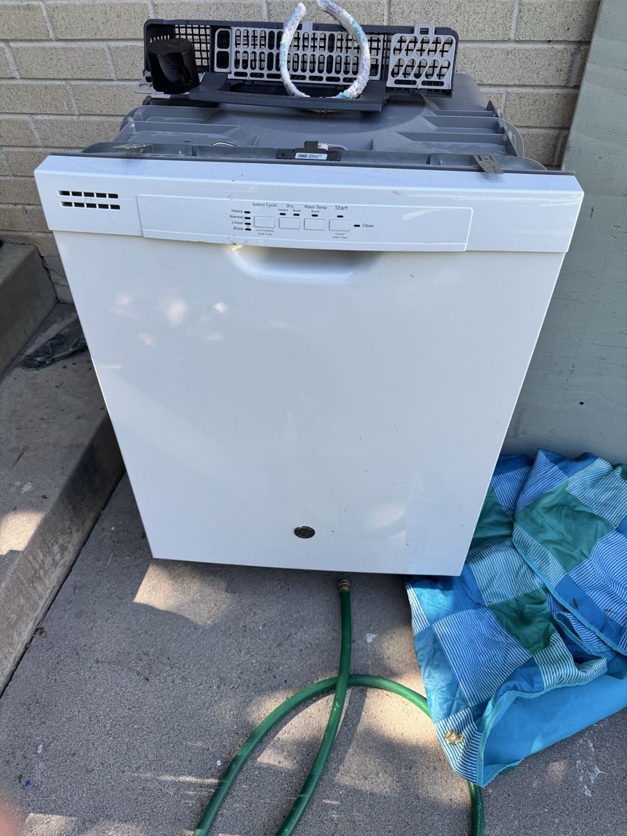 GE White Built-In Dishwasher - Standard Size, Clean Interior