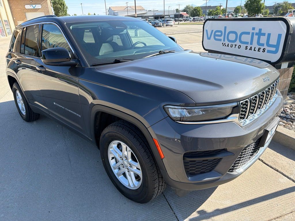 2024 Jeep Grand Cherokee Laredo