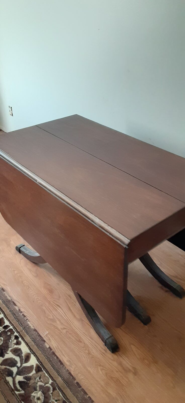 Vintage Lexington Chair Co. Pedestal Dining Table w/ 2 Original Leaves