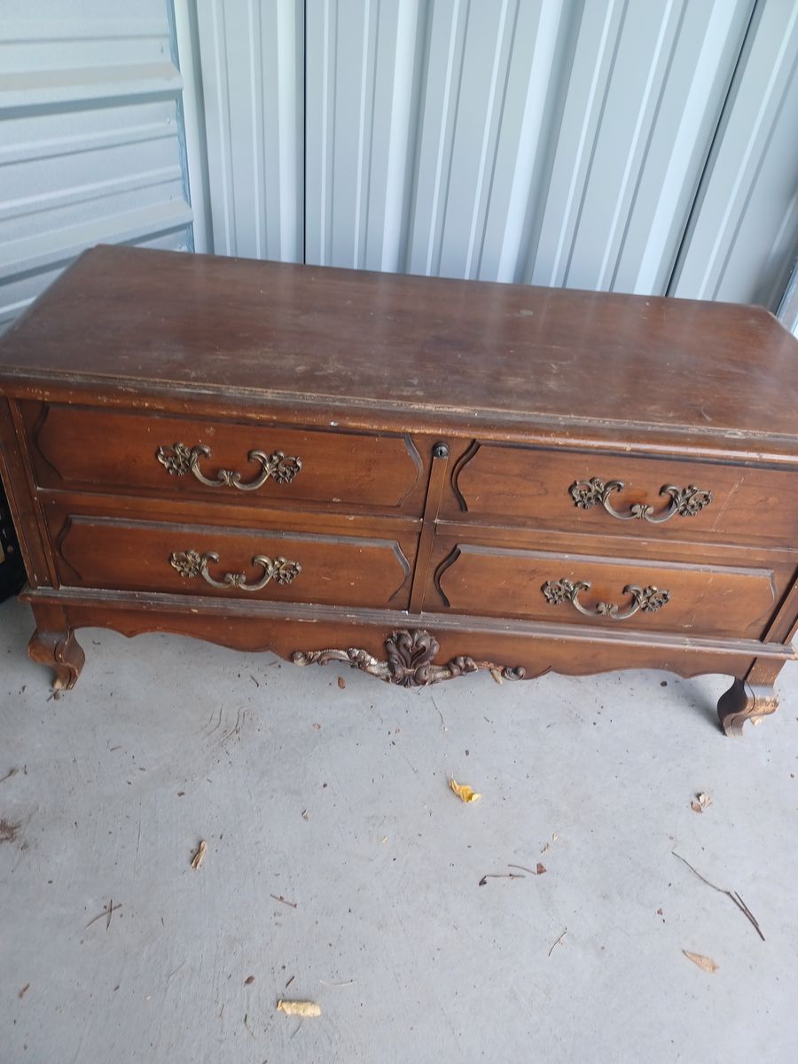 LANE wood Cedar Chest