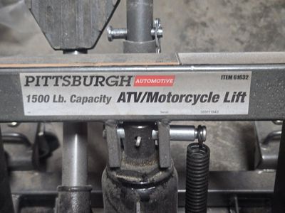 Motorcycle/ATV Lift