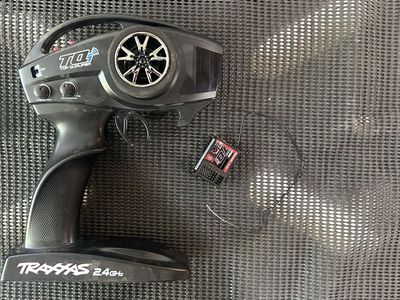 Traxxas TQi2.4GHz Radio Transmitter & Receiver Set - Top Qualifier RC Controller
