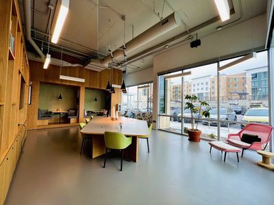 Summer Office Space Available, Move in Today!