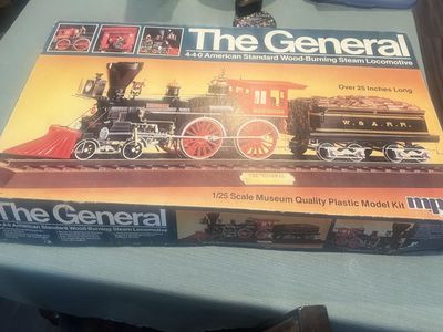 MPC The General 4-4-0 Steam Locomotive 1/25 Scale Model Kit - Over 25" Long, 330+ Parts