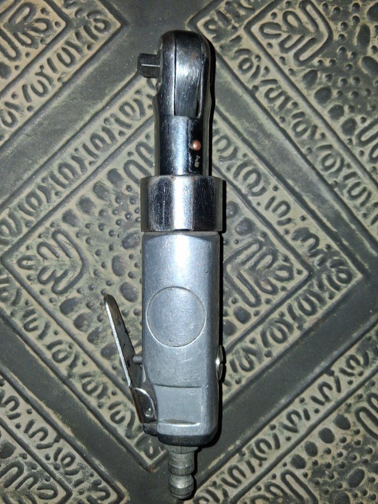Pneumatic Air Ratchet Wrench Tool