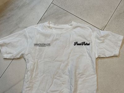 Zara Size 6–7 White T-Shirt