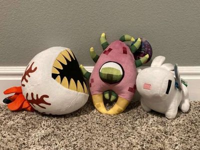 Terraria Plushies Eye of Cthulhu, Eater of Souls, Bunny - New with Tags