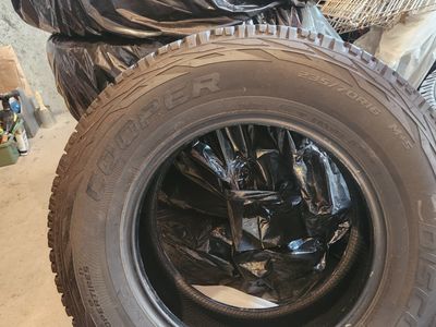 Cooper 235/70R16 M+S