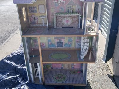kidkraft doll house