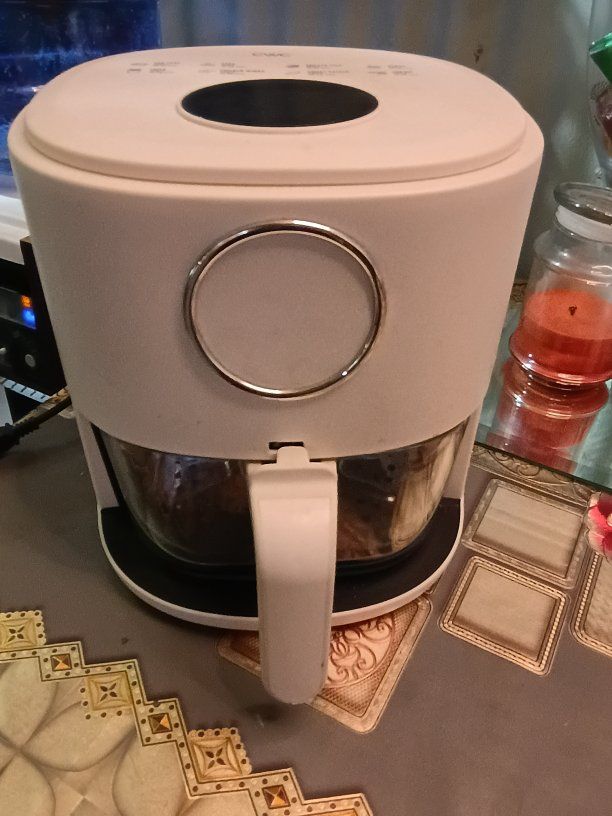 CWC Countertop Air Fryer, White - Compact Kitchen Appliance for Healthier Cooking