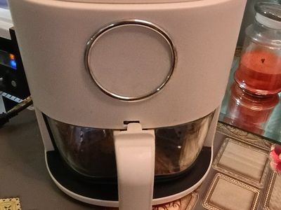 CWC Countertop Air Fryer, White - Compact Kitchen Appliance for Healthier Cooking