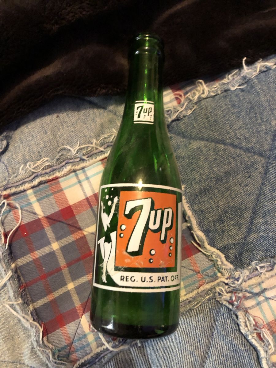 Vintage Green Glass 7 Up Soda Bottle San Francisco 7 oz Swimsuit Girl ACL
