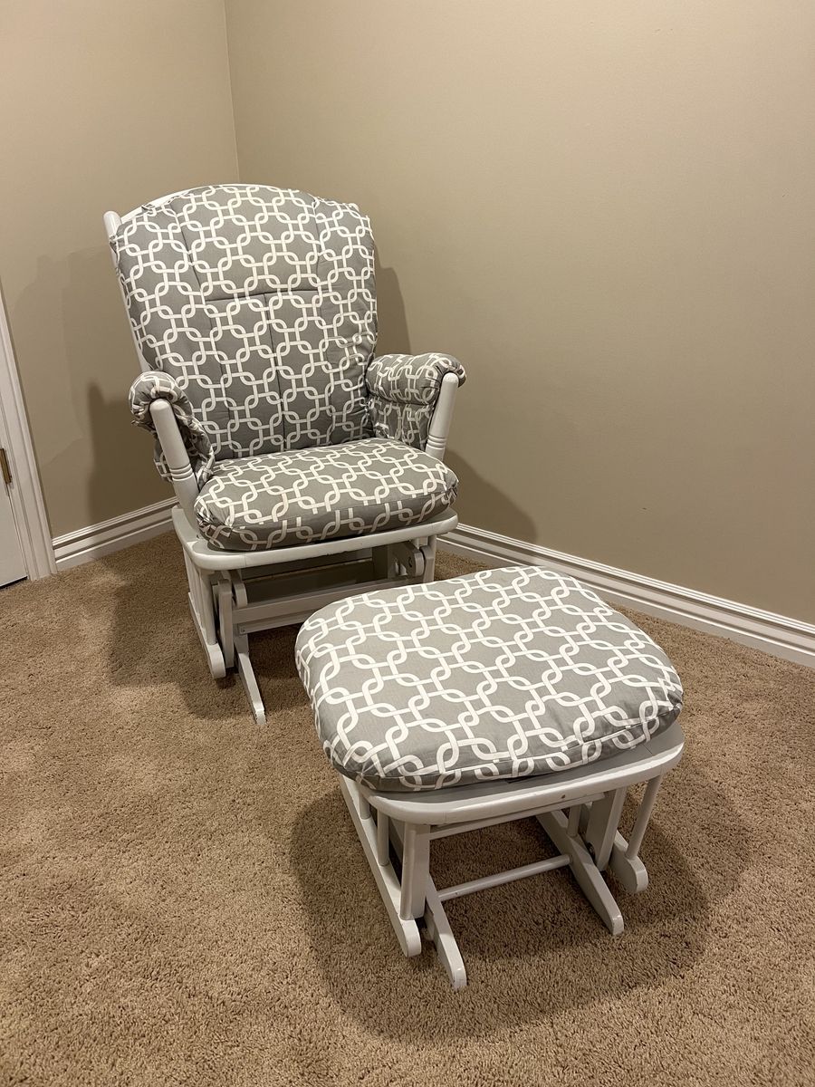 Glider Rocking Chair with Ottoman