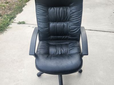 Boss Black Vinyl Swivel Office Chair