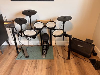 Roland TD-07 Electric Drum Set