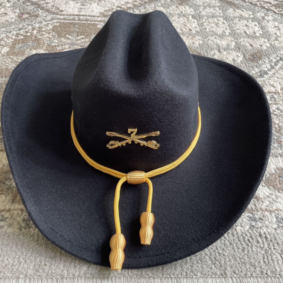 Western Express US Army Cavalry-style Hat Black Felt L /XL Yellow Cord Cross Swords 