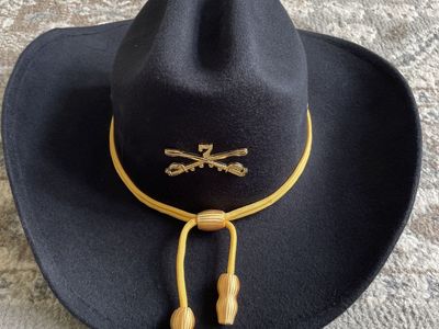 Western Express US Army Cavalry-style Hat Black Felt L /XL Yellow Cord Cross Swords