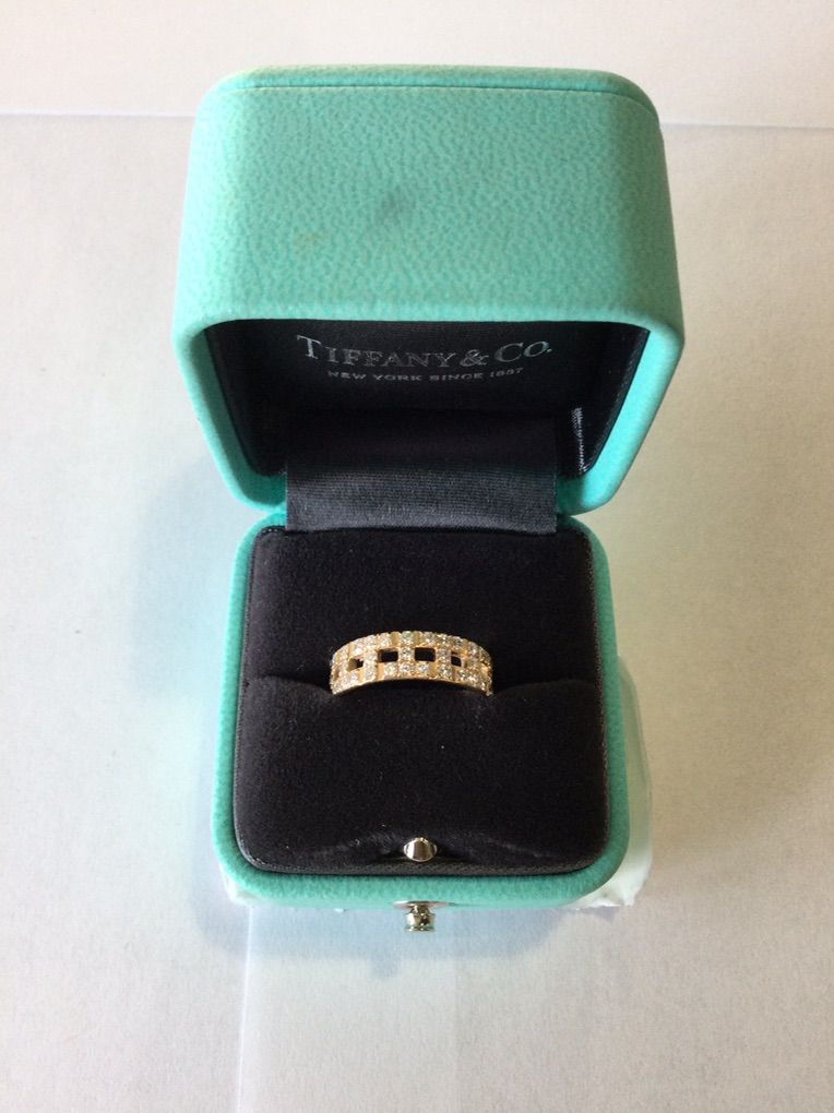 Tiffany &Co Gold Ring.      #E75008208