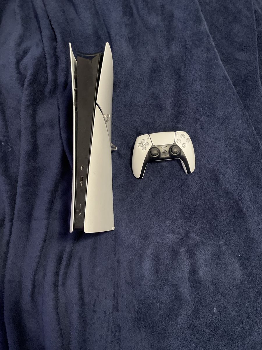 Sony PlayStation 5 slim digital 1TB
