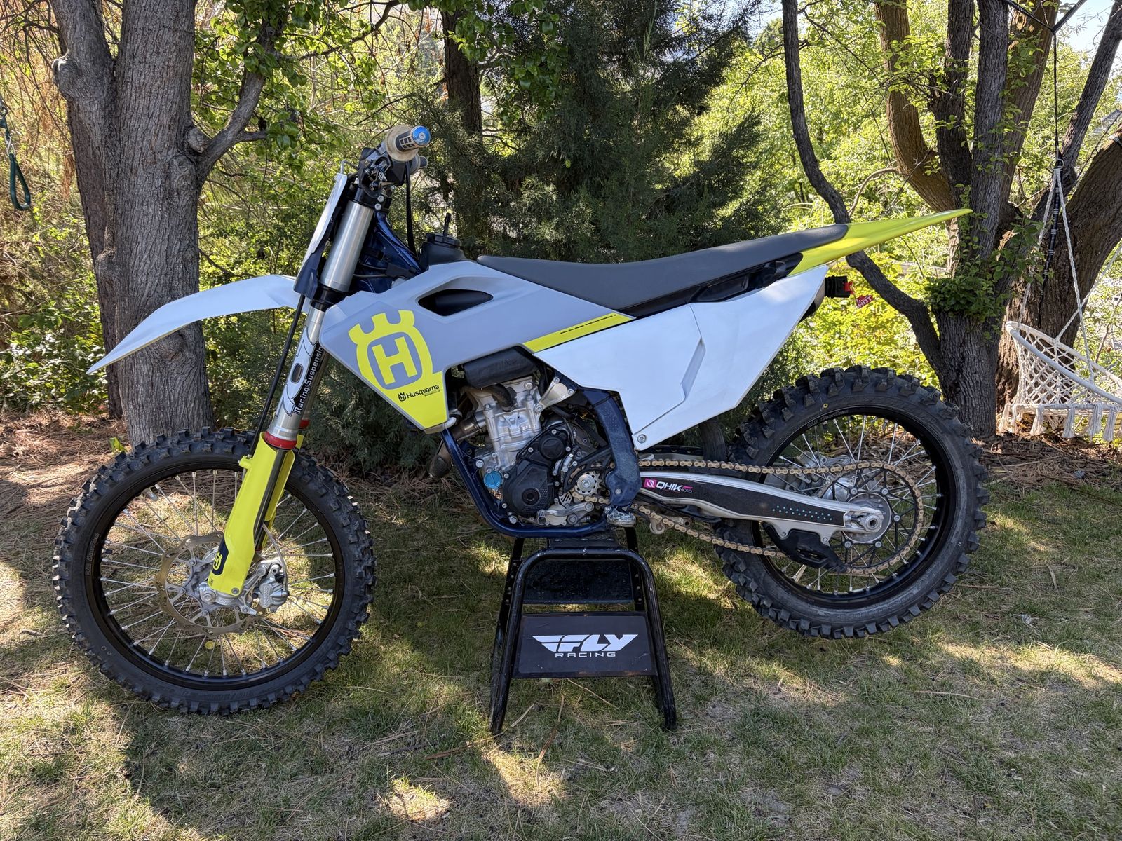 2023 Husqvarna FC250 Dirt Bike - Excellent Condition, Low Hours, New Tires & Air Filter