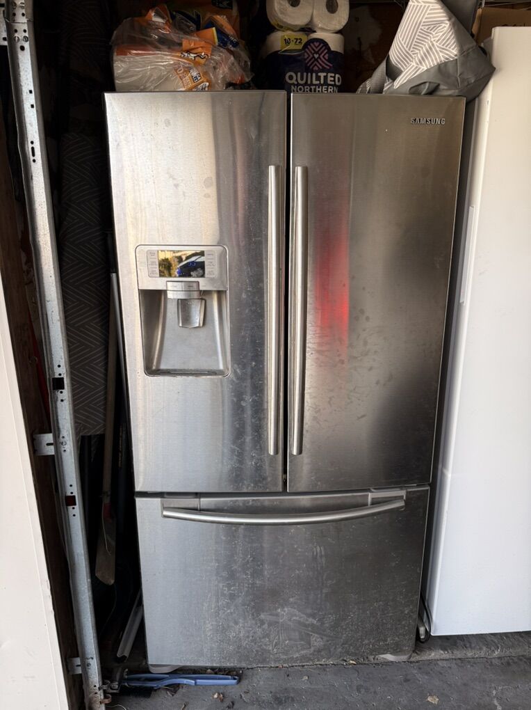 Refrigerator
