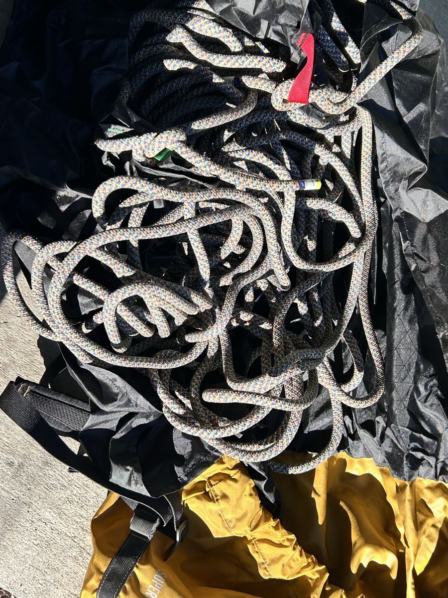 Main image 6