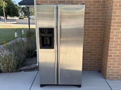 JENN-AIRE 26' REFRIGERATOR