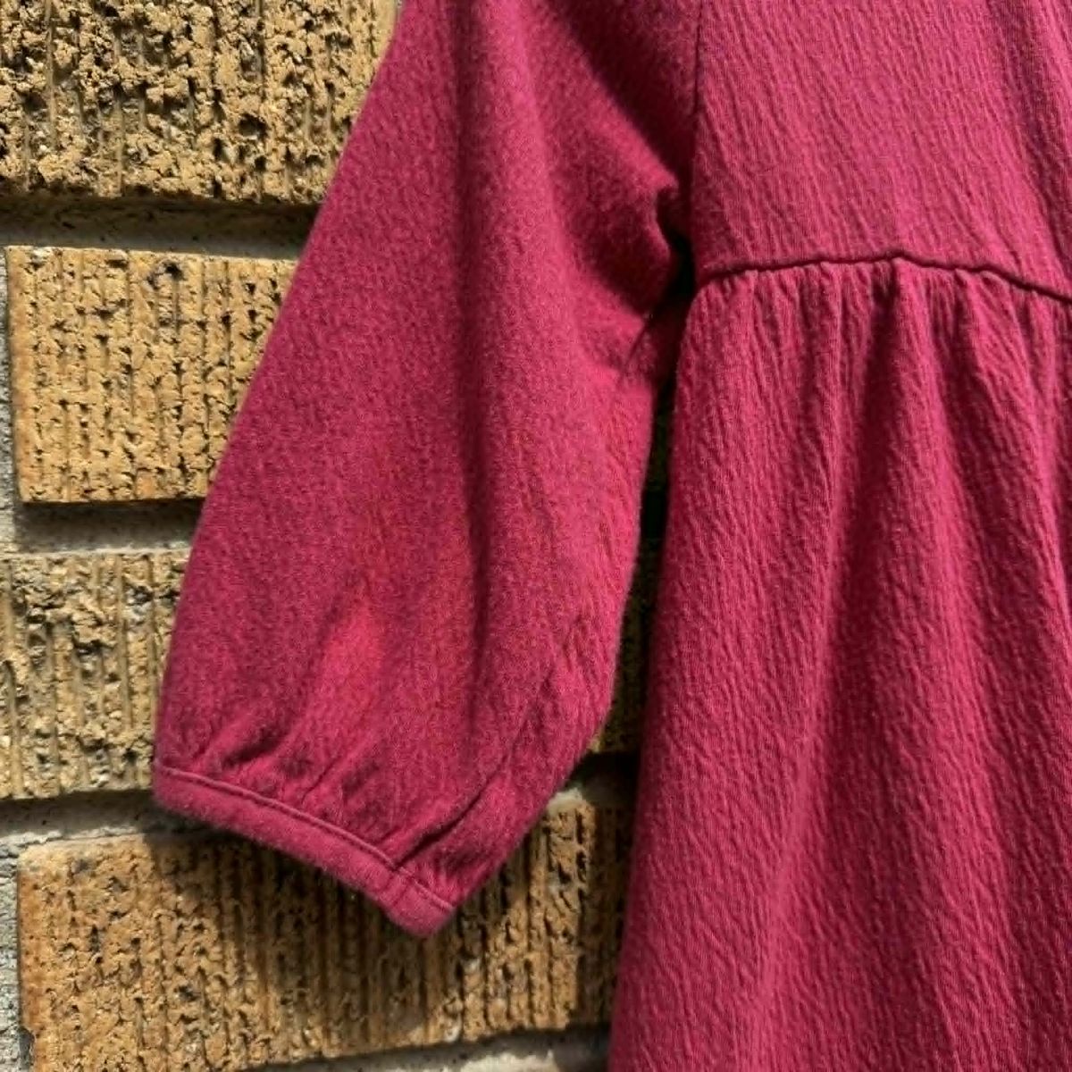 Main image 4