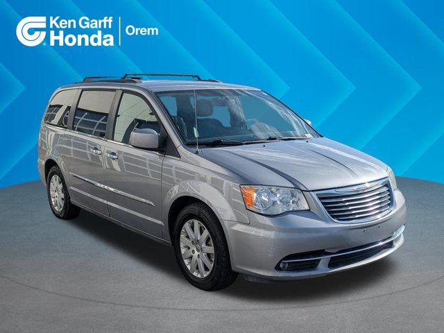 2015 Chrysler Town and Country Touring