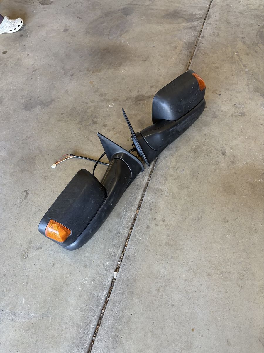 Toyota Tacoma Used Truck Mirrors with Amber Turn Signals, Black, Set of Two