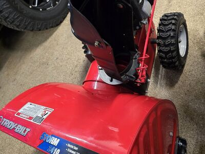 Troy-Bilt Snowblower Snow Blower 24 " inch 26