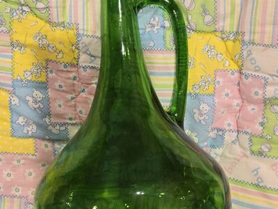 VintageWine bottle