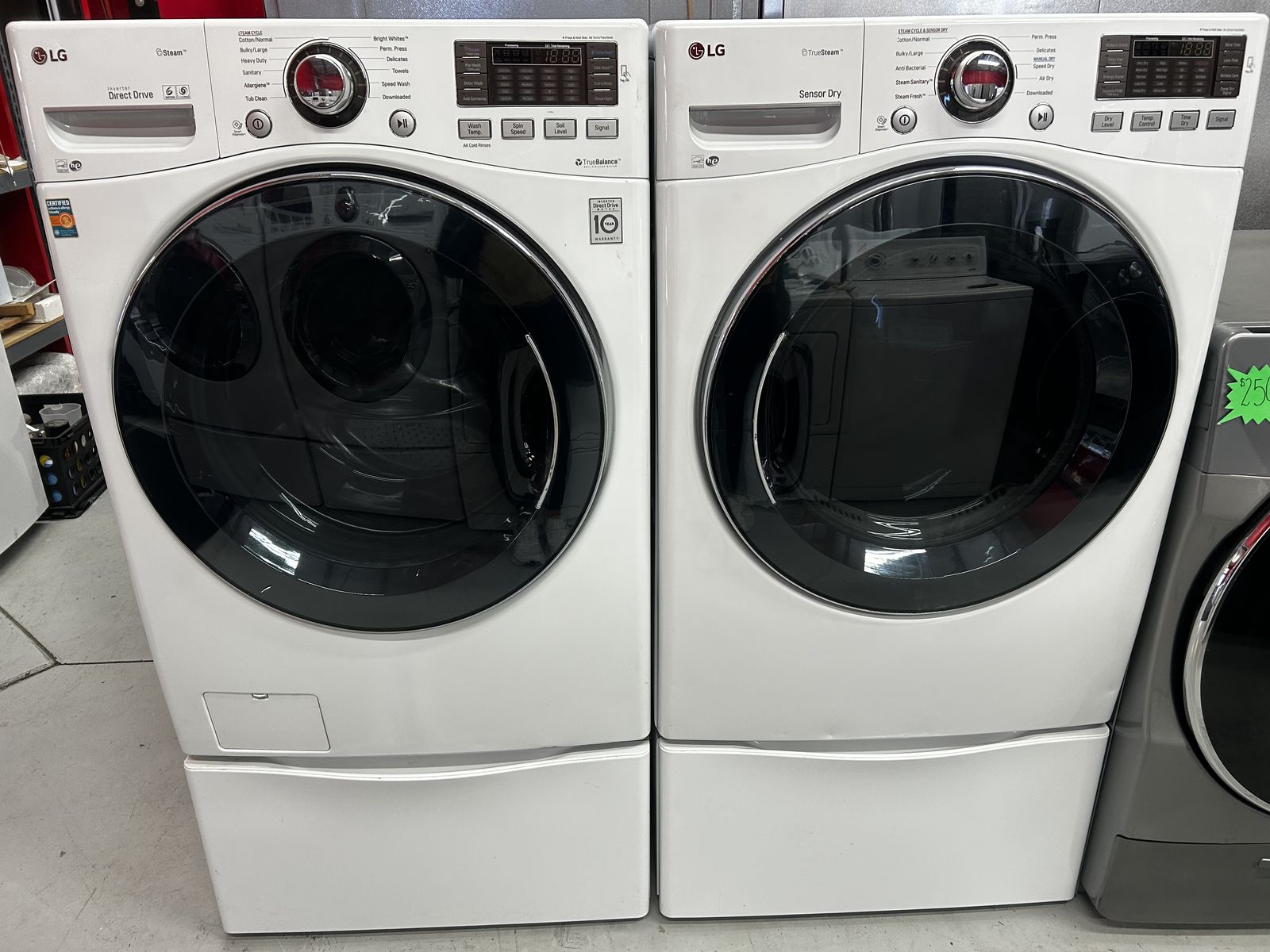 Lg Steam Gas Front Load Set With Pedestals