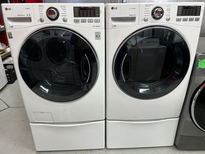 Lg Steam Gas Front Load Set With Pedestals