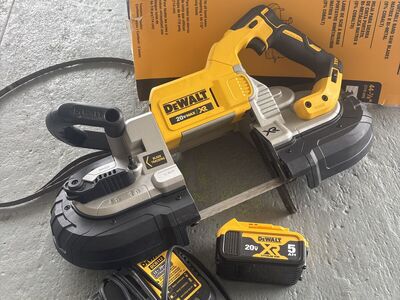 DeWalt 20v MAX XR portable Band Saw-Like New