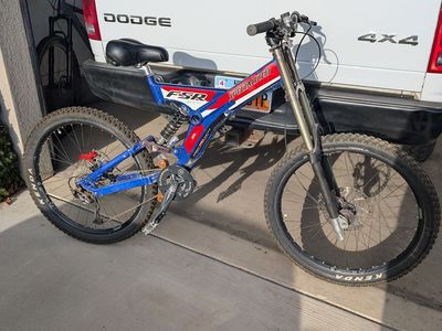 Classic Specialized FSR Pro downhill