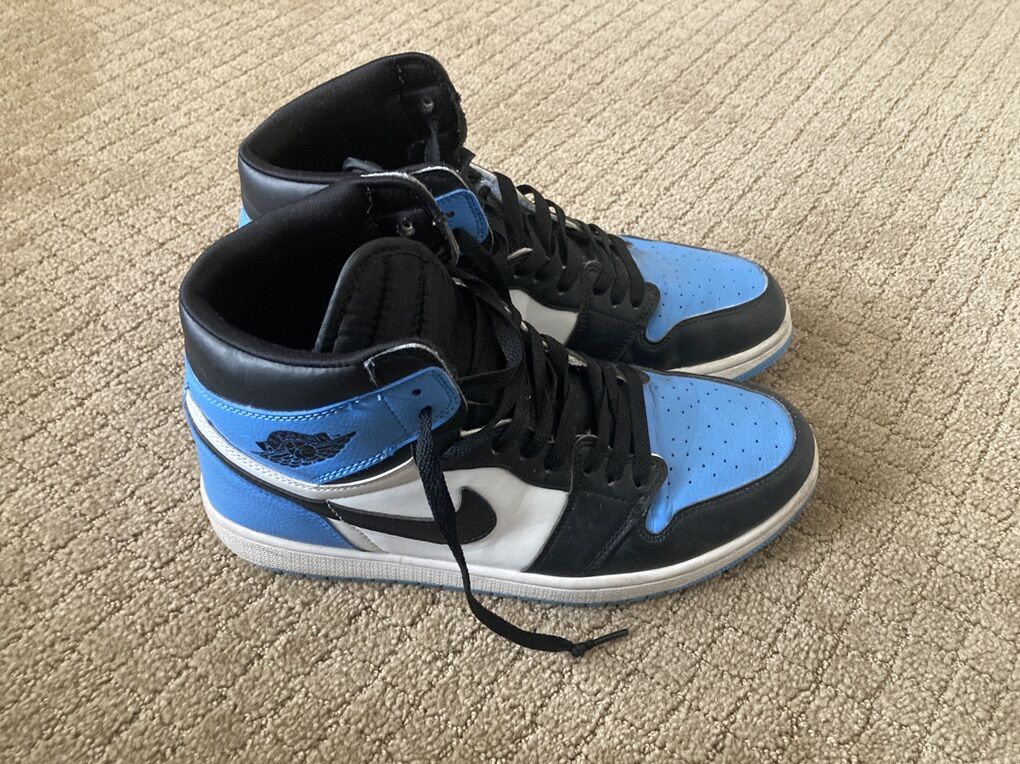 Jordan 1's University Blue
