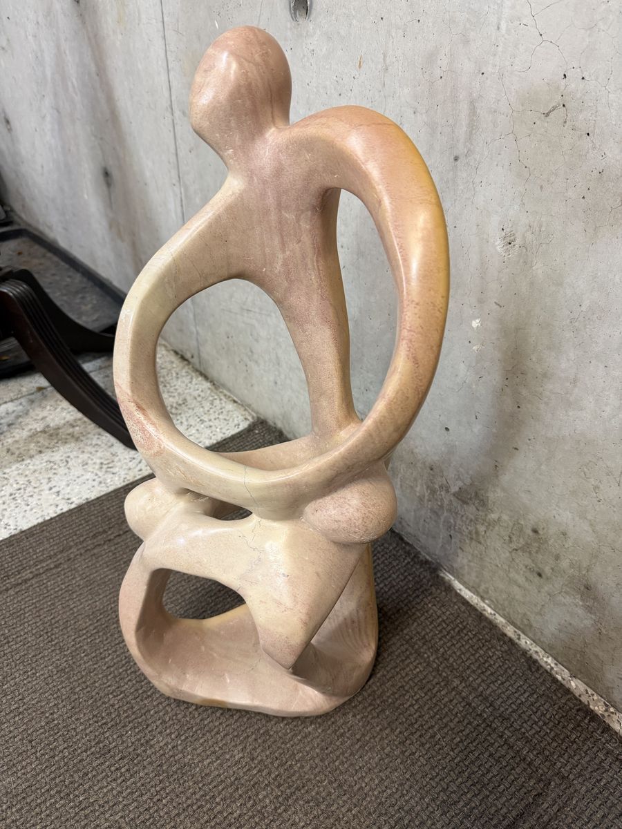 Main image 3