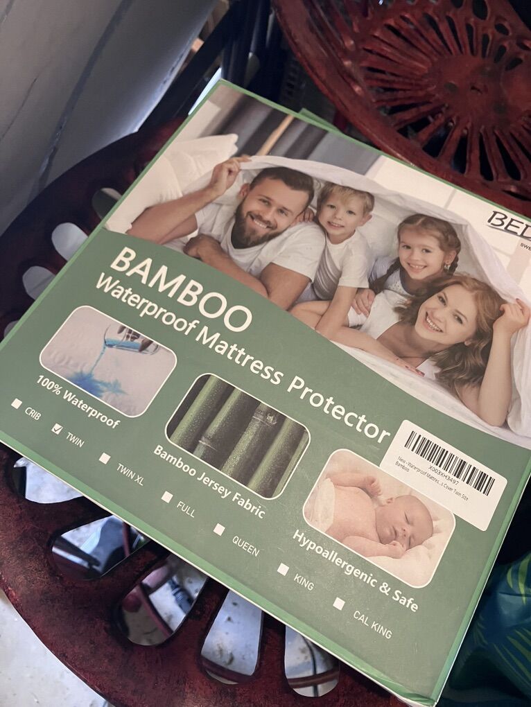 New Twin Waterproof Mattress Protectors