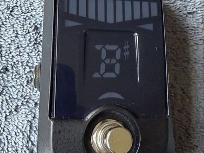 Korg Pitchblack PB-01 Chromatic Pedal Tuner with Box and Manual