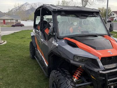 Polaris General XP 1000 deluxe