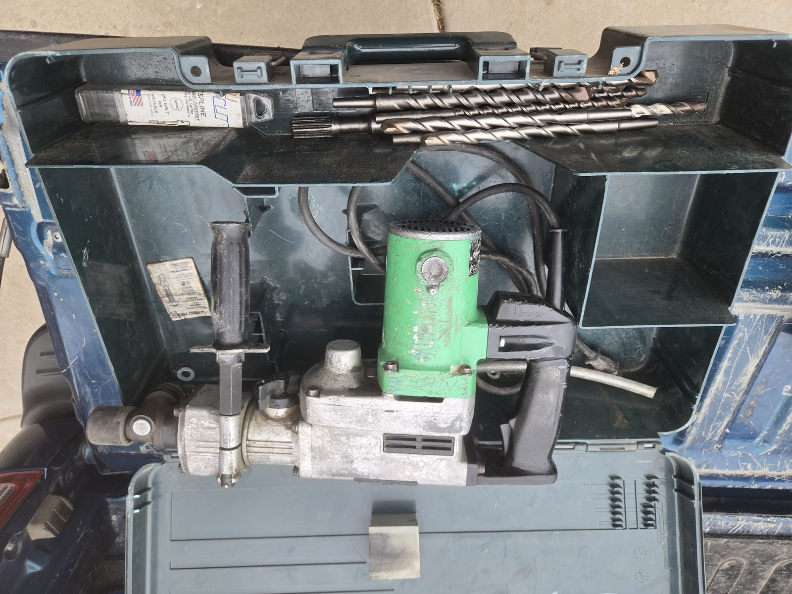 Hitachi DH38YE 1-1/2 Rotary Hammer Drill
