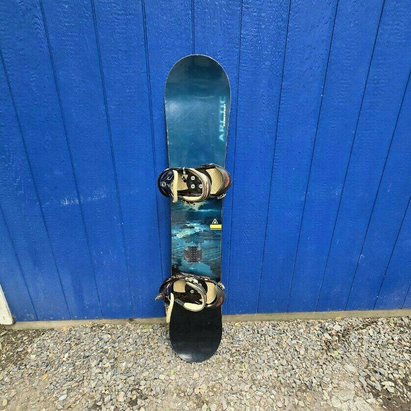 Arctic Freesport 160 cm Snowboard Burton Bindings